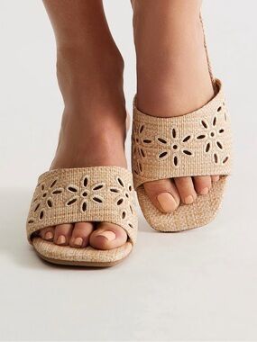 Ray Eyelet Mules